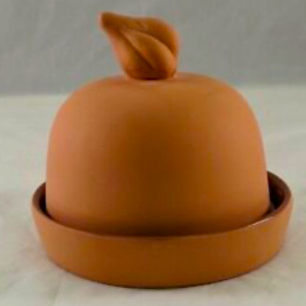 3/$20 GARLIC DISH Baker Terra Cotta with Domed Lid Cover Kitchen